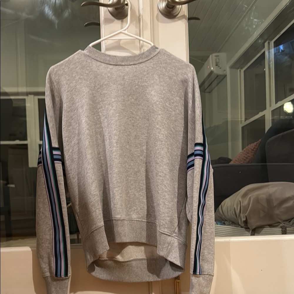 American Eagle Outfitters Gray and Blue Sweatshirt